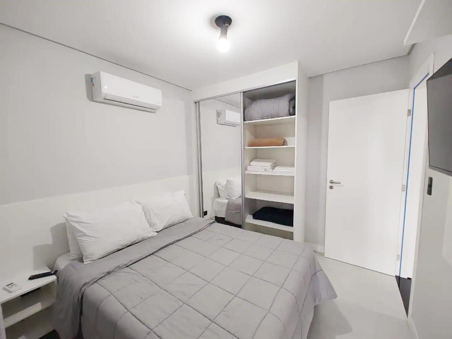 Apartment Apto Com Lazer Completo, Piscina, Ar, Mercadinho E Pet Friendly A 1 Min Da Praia *